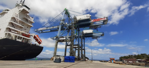  abb увеличивает производительность крана для Индонезии ведущий портовый оператор